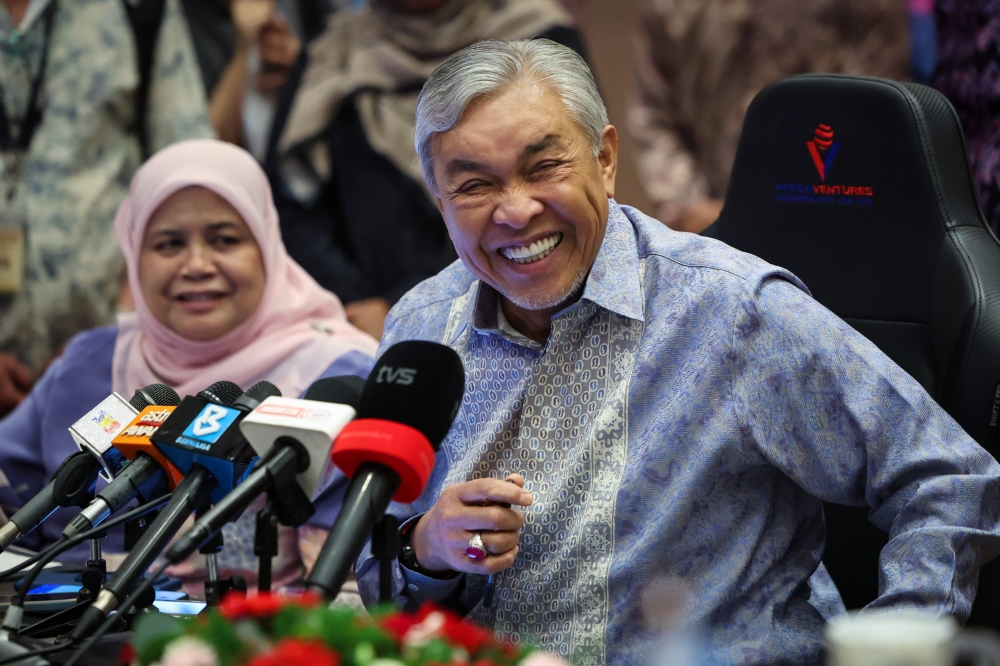 Zahid Reaffirms BN's Commitment to Unity Government Until End of Parliamentary Term