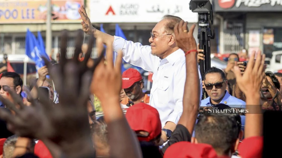 Anwar calls on Johor voters to back Pakatan Harapan's governance vision