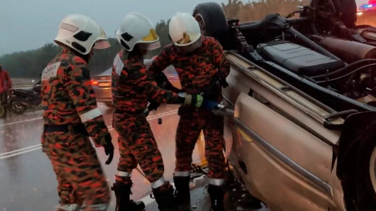 Two Sisters Among Four Fatalities in Twin Pahang Road Crashes Within Hour