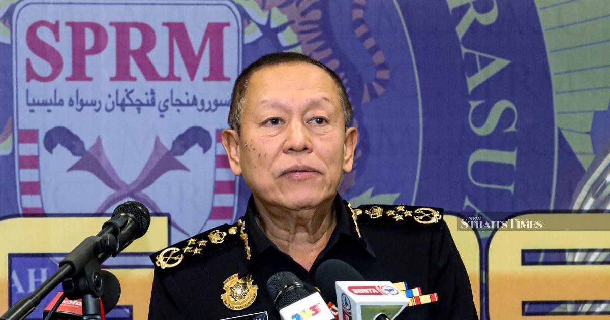 Ex-CFO Returns for Third Day of MACC Questioning Over RM370 Million Plantation Share Deal