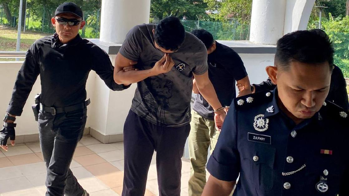 Two Thai Soldiers Charged with Smuggling Myanmar Migrants Across Malaysia Border