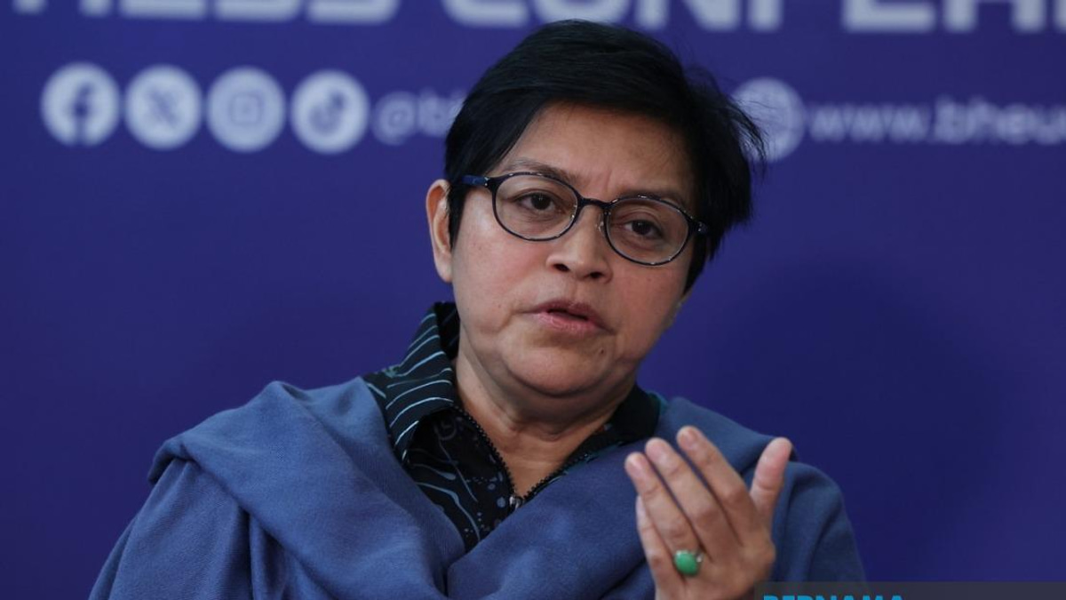 Parliament's Twin Bills Get Three-Month Review Push
