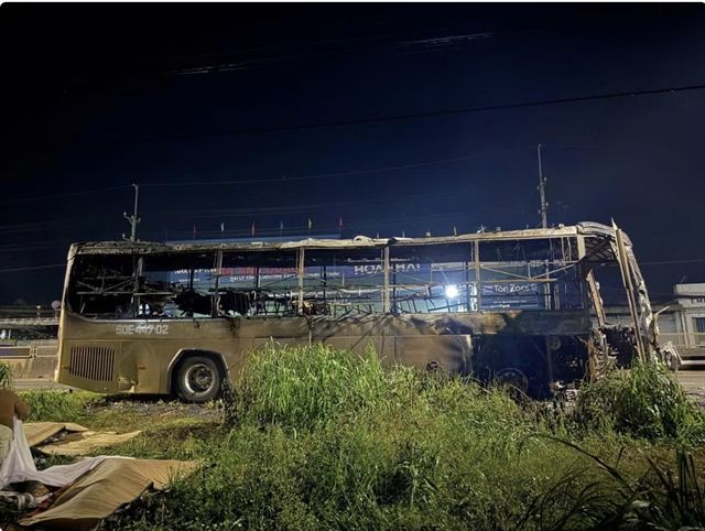 Seven Dead After Sleeper Bus Catches Fire on Vietnamese Highway