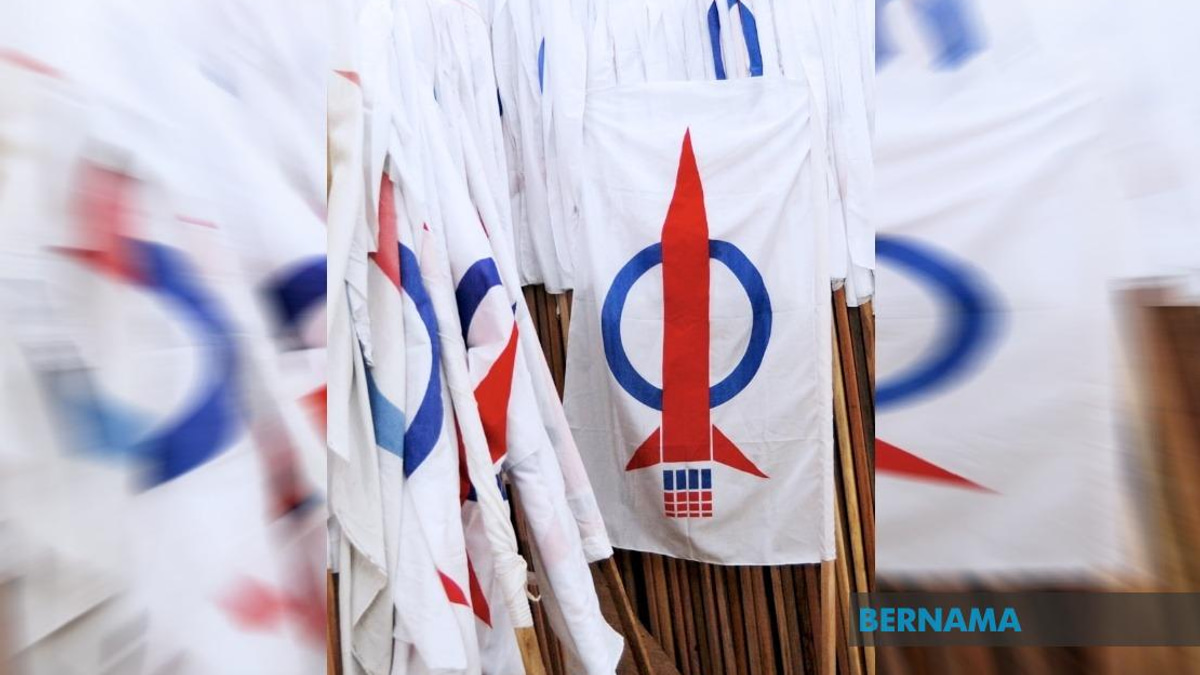 DAP's Unity Government Future Hangs on Party Conference Vote