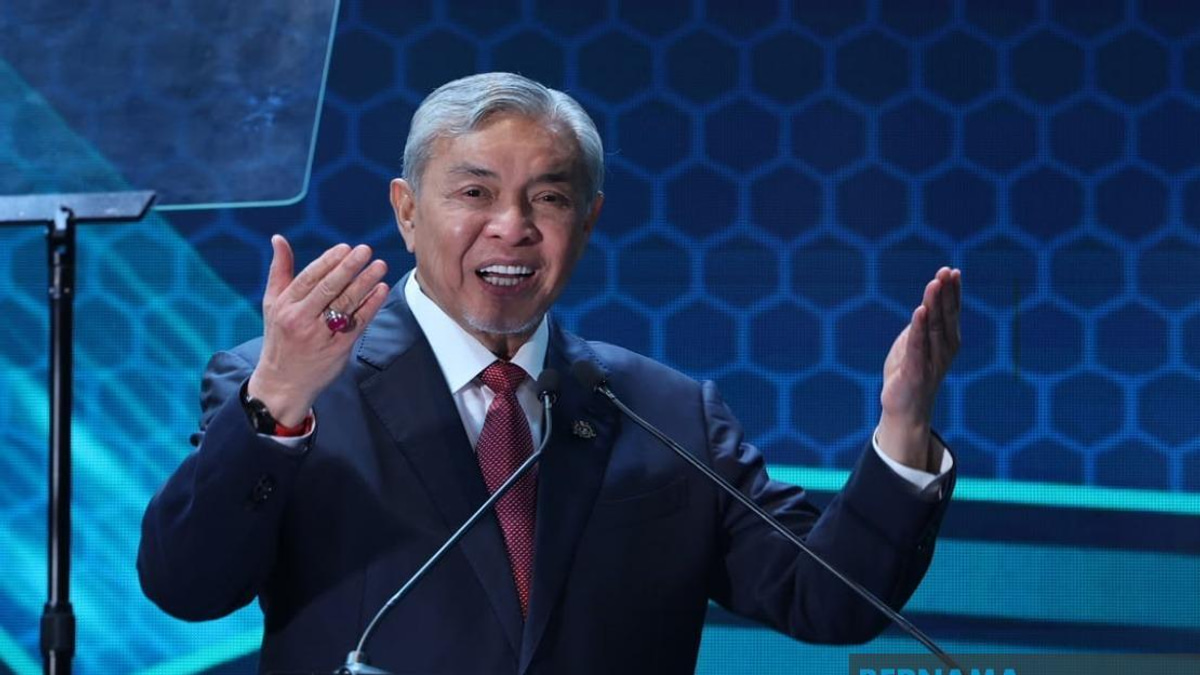 Immigration Department Must Drive Economic Growth While Securing Borders, Says Deputy PM Ahmad Zahid