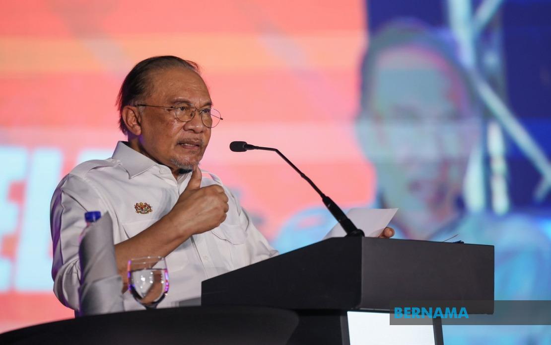 Anwar Calls on FELDA to Strengthen Governance Standards and Learn From Past Failures