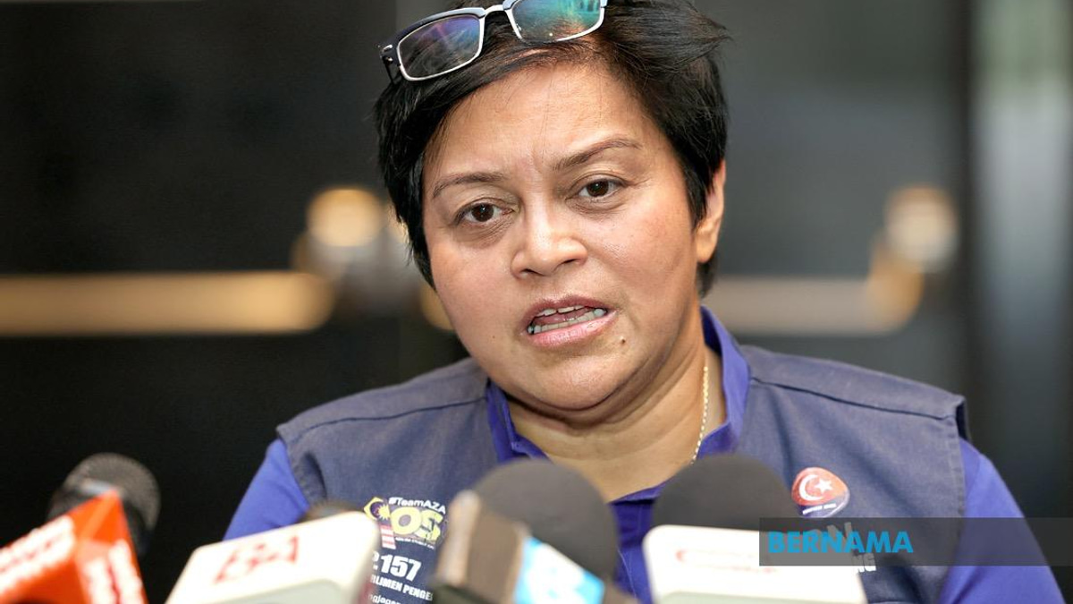 Azalina Cautions Against Divisive Rhetoric as Sanusi's Remarks Stir Debate