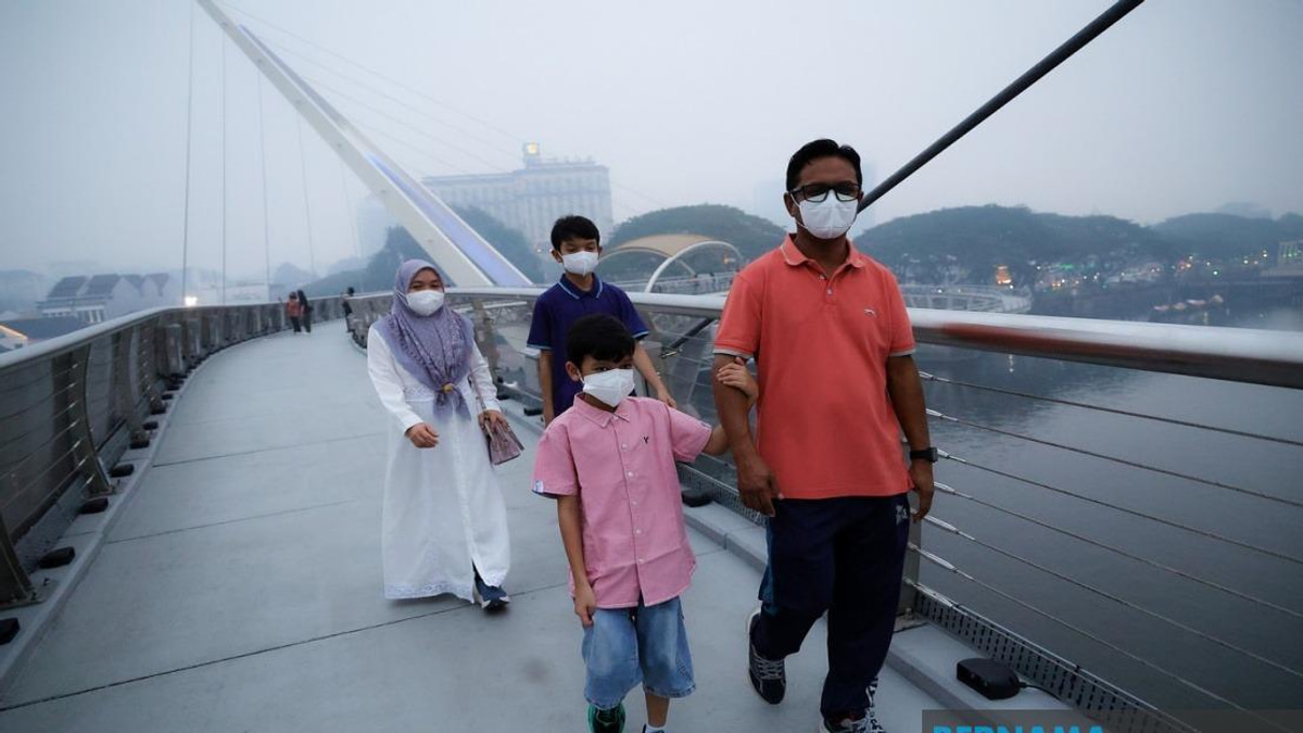 Health Experts Warn Public to Monitor Air Quality and Take Precautions Amid Haze