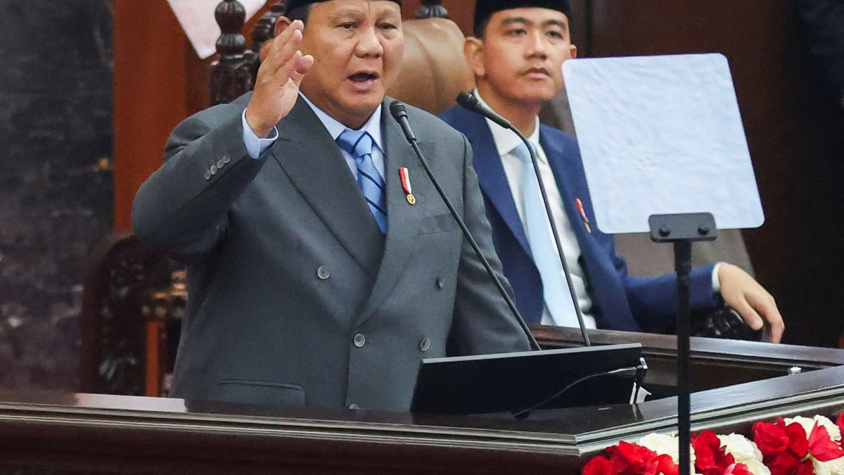 Indonesia to shut 750 state firms as president launches anti-corruption overhaul