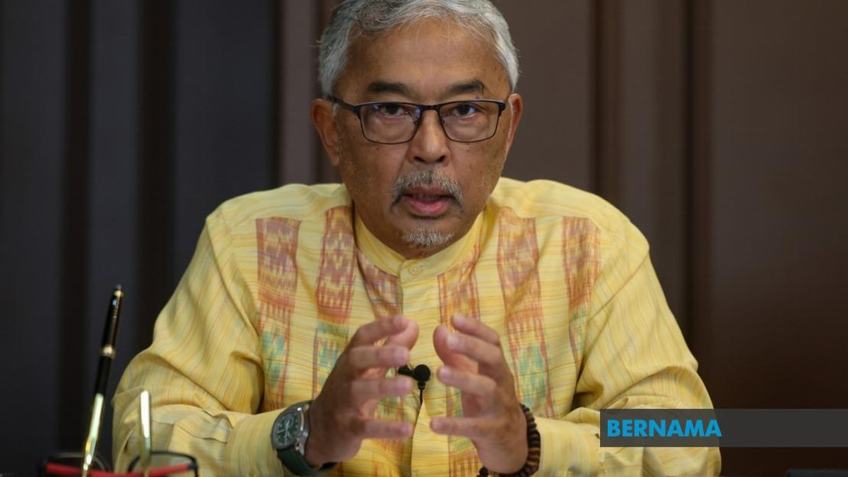 Pahang Sultan Orders Urgent Safety Review of Large Trees Across State