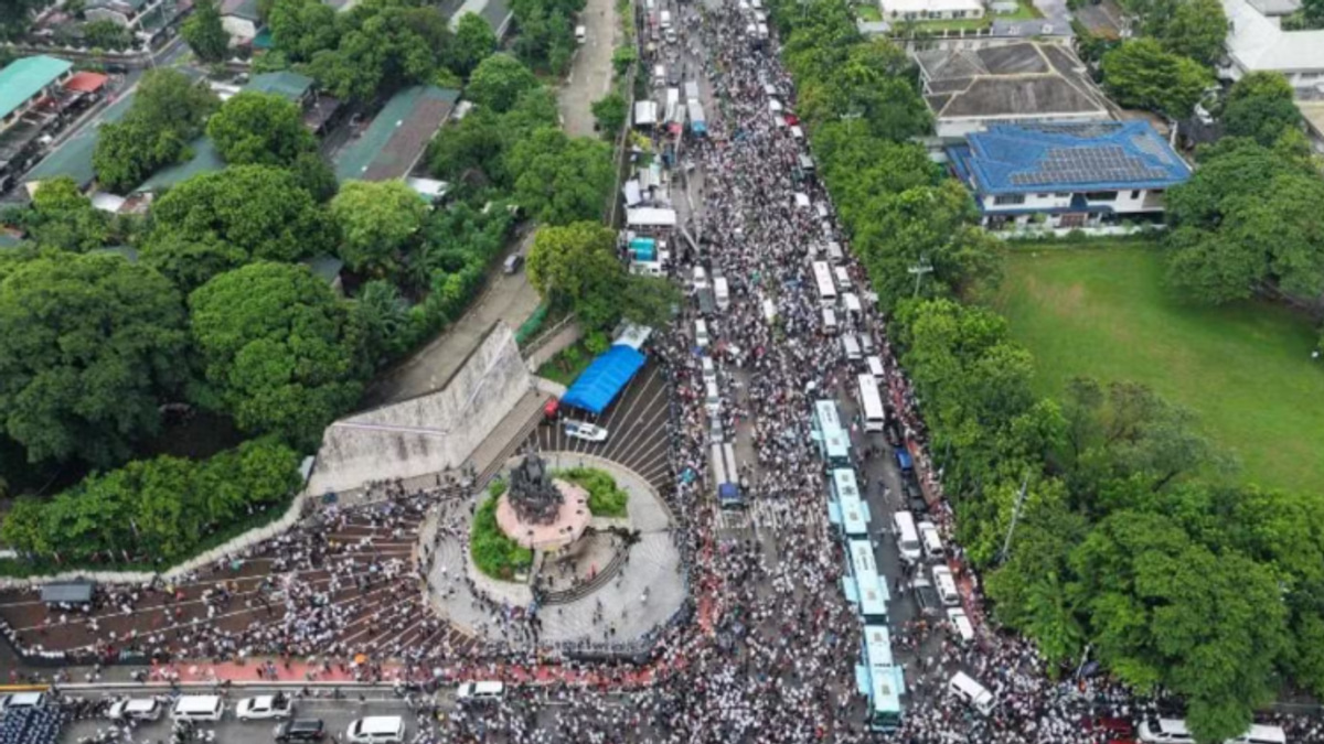 Philippine Religious Sect Mobilises Thousands to Oppose Senator's Arrest