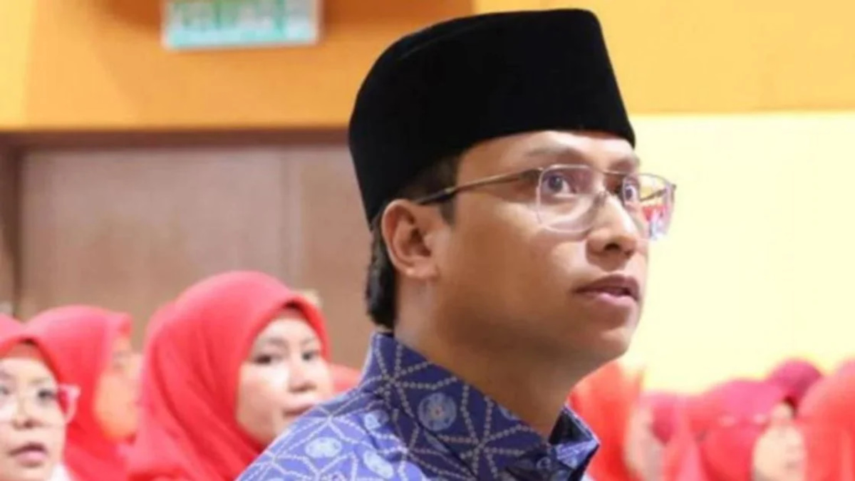 Puad's Son Defends Father's Critical Remarks on Umno's Path Forward