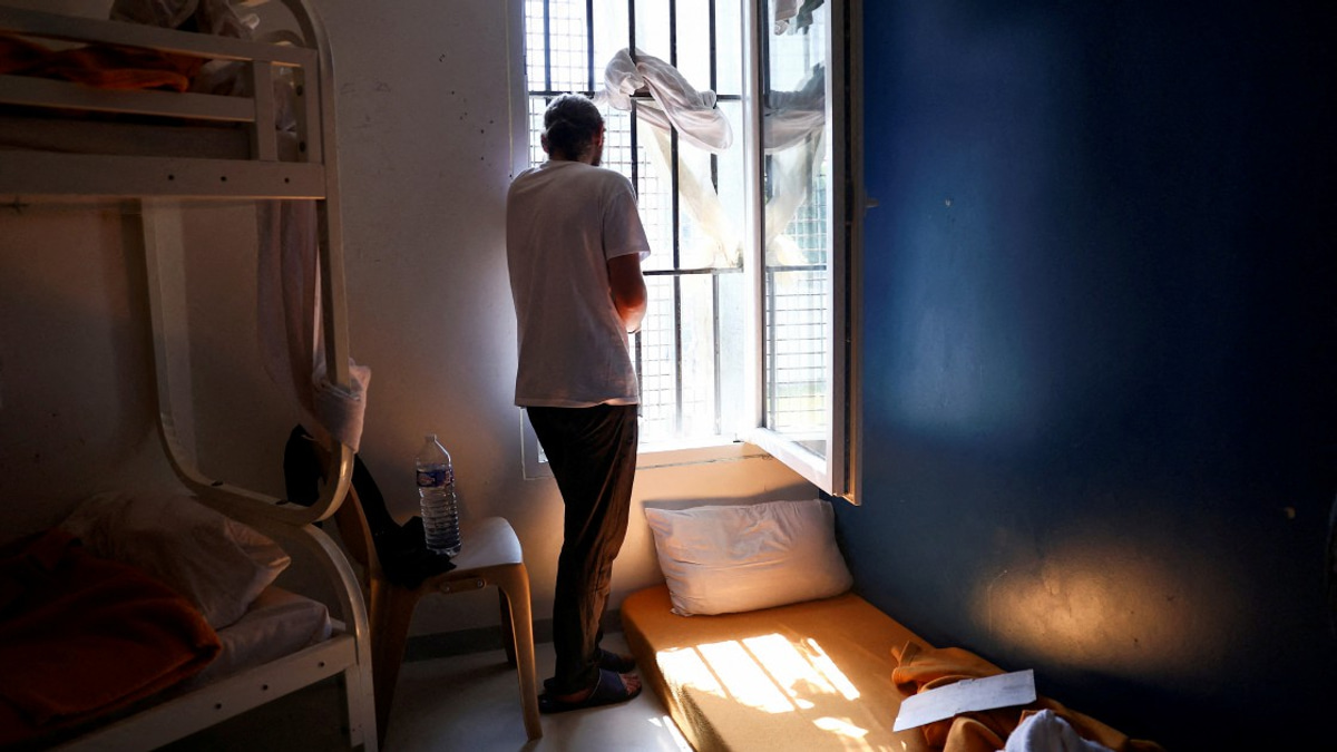 Europe's Overcrowded Prisons Buckle Under Extreme Heat, Raising Urgent Concerns About Inmate Welfare