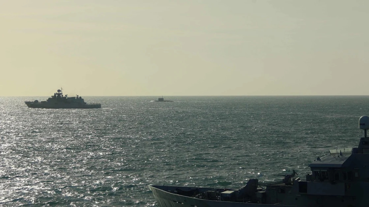 UK PM Reframes Russian Warship Incident as 'Reckless' Rather Than Deliberately Hostile