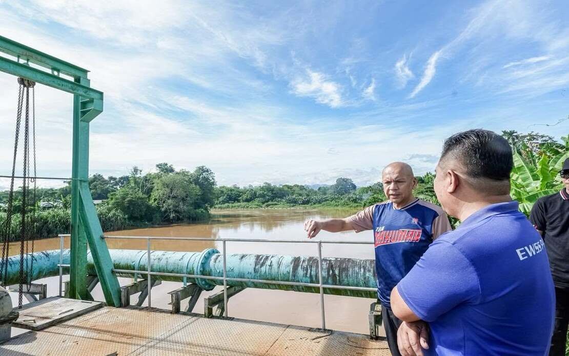 Minister Armizan Assesses Papar Water Supply Projects Amid Treatment Plant Disruptions