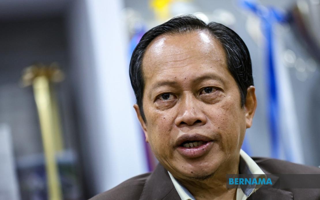 Ahmad Maslan Steps Back From Johor Election Contest