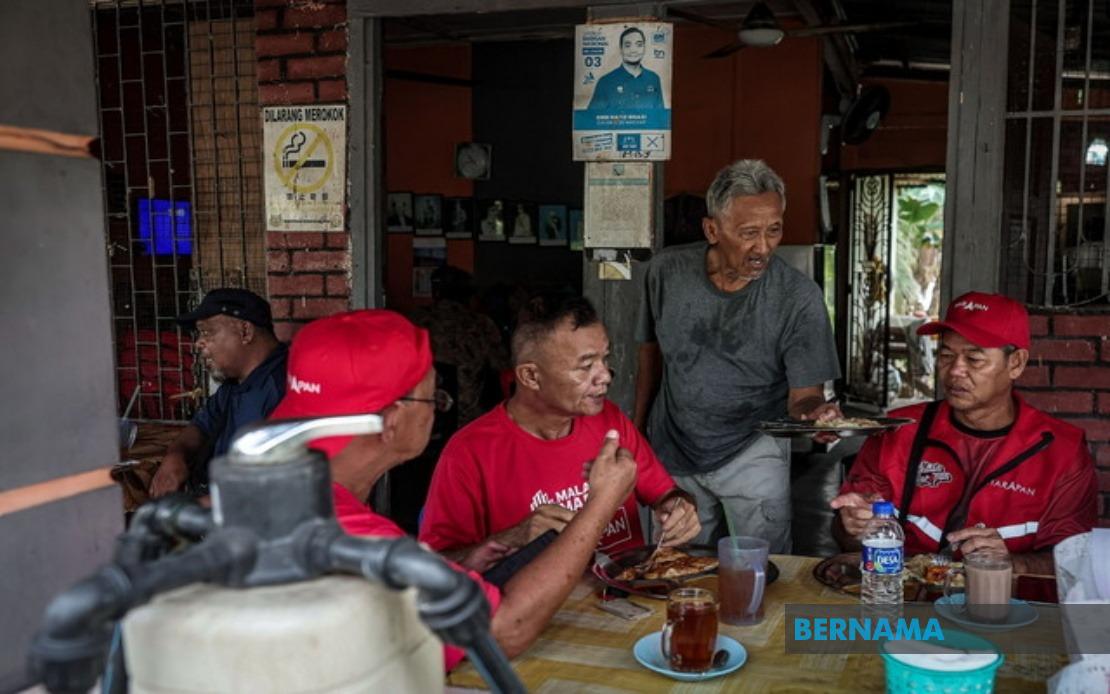 Johor Election Campaign Fuels Unexpected Boom for Small Traders and Hawkers