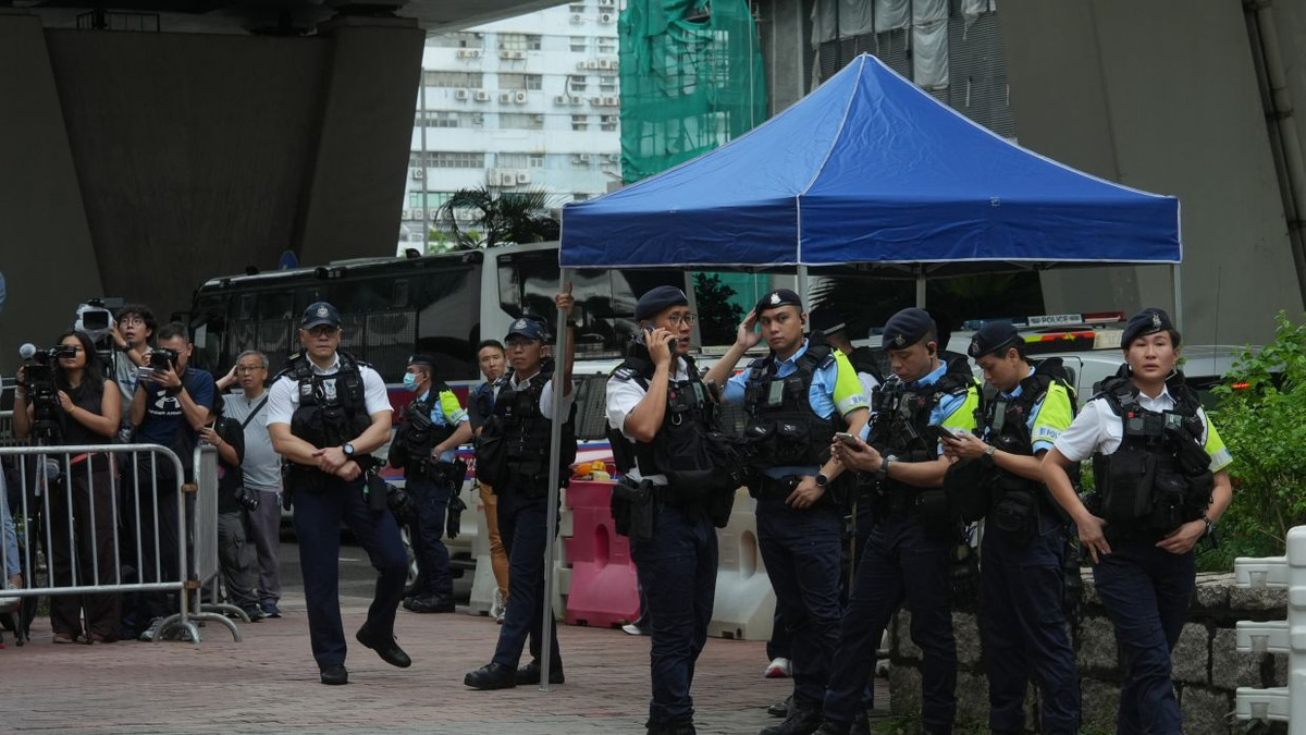 Hong Kong Woman Arrested for Alleged Seditious T-Shirt at Court