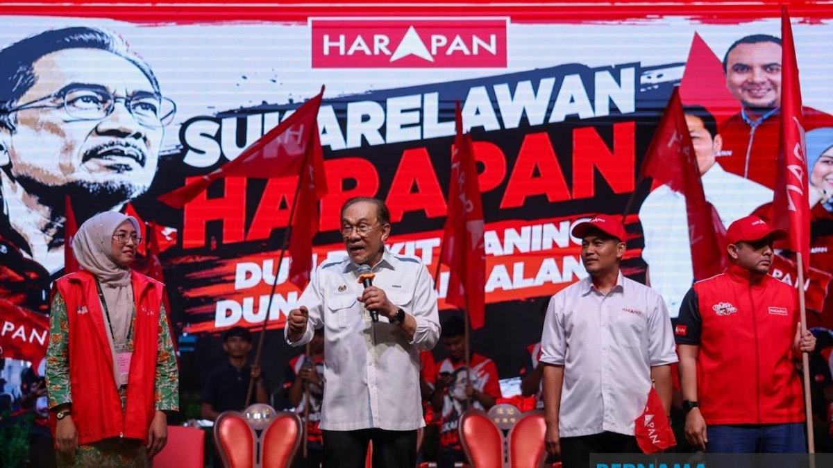 Johor Election Offers Young Voters Chance to Build Their Own Future, Says Anwar