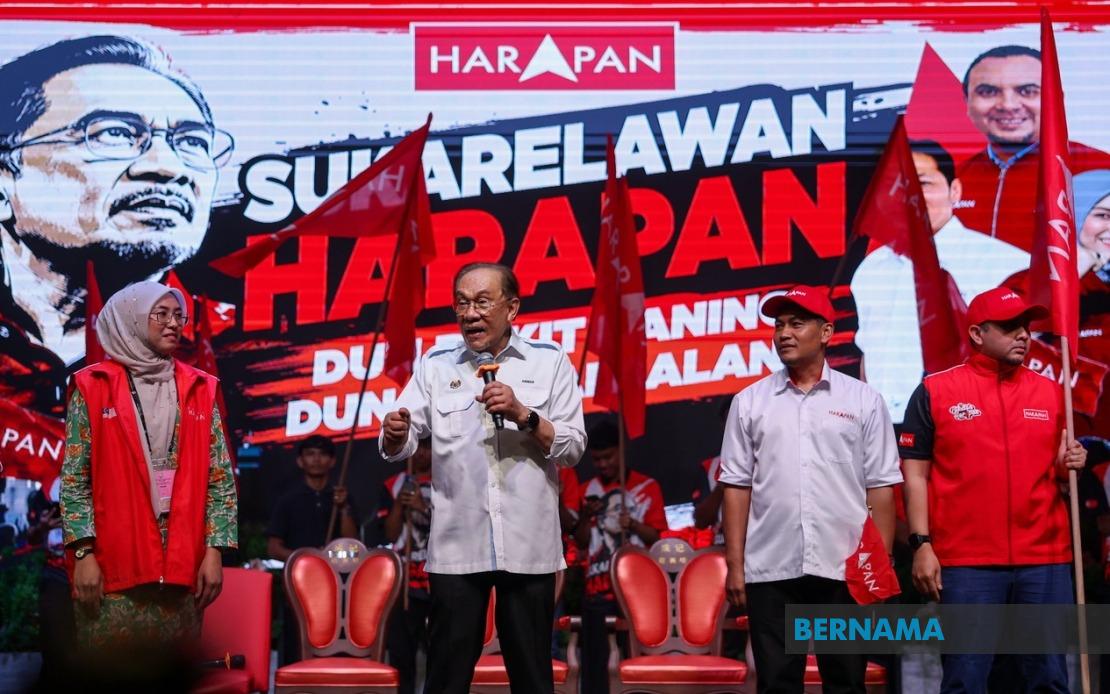 Johor Election Offers Young Voters Chance to Build Their Own Future, Says Anwar