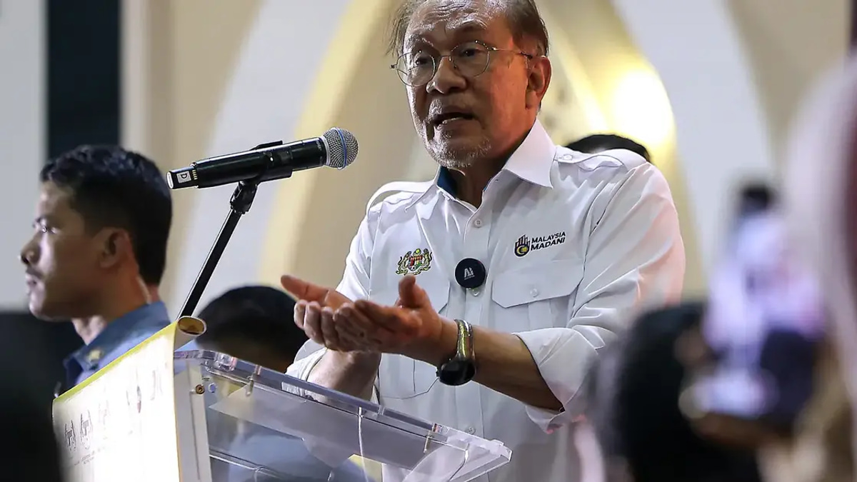 Protecting Minorities Does Not Erode Islam or Malay Constitutional Rights, Anwar Asserts
