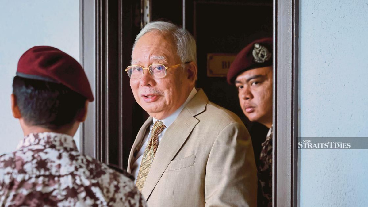 Malaysian Bar to Challenge Najib's Reduced Prison Sentence in Key Upcoming Hearings