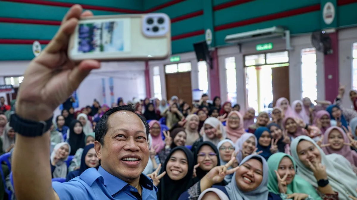 Johor BN remains solid despite DAP's claims of wavering support, says Ahmad Maslan