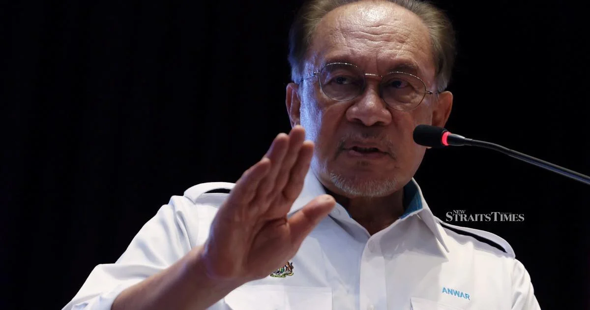Malaysia's Competitiveness Gains Rooted in Civil Service Excellence, Says Anwar