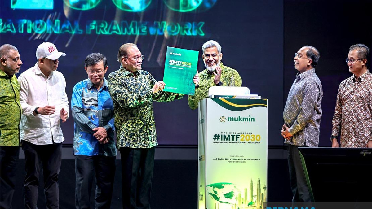 Anwar Sets 30-Day Deadline To Resolve Foreign Worker Hiring Crisis