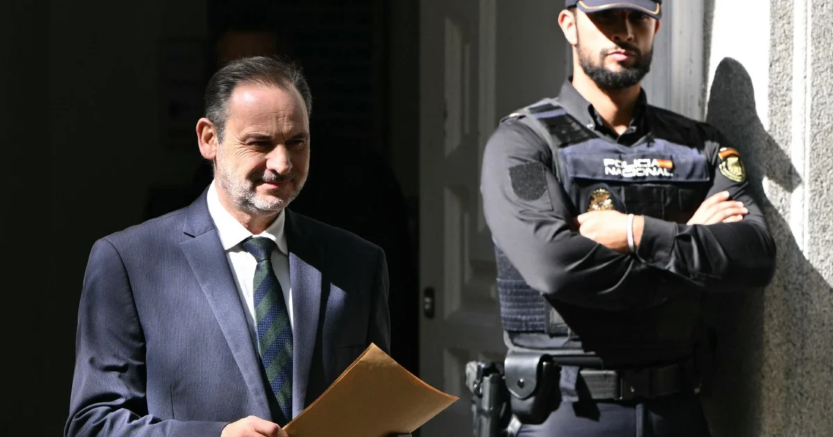 Former Spanish Transport Minister Sentenced to 24 Years for Corruption