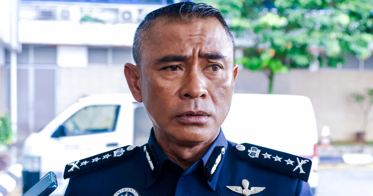 Two arrested in dramatic KL drug chase ending in multi-vehicle pile-up