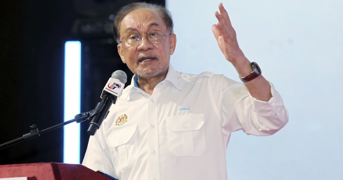 Anwar supports MACC investigation into KWAP's RM163.4 million eFishery investment