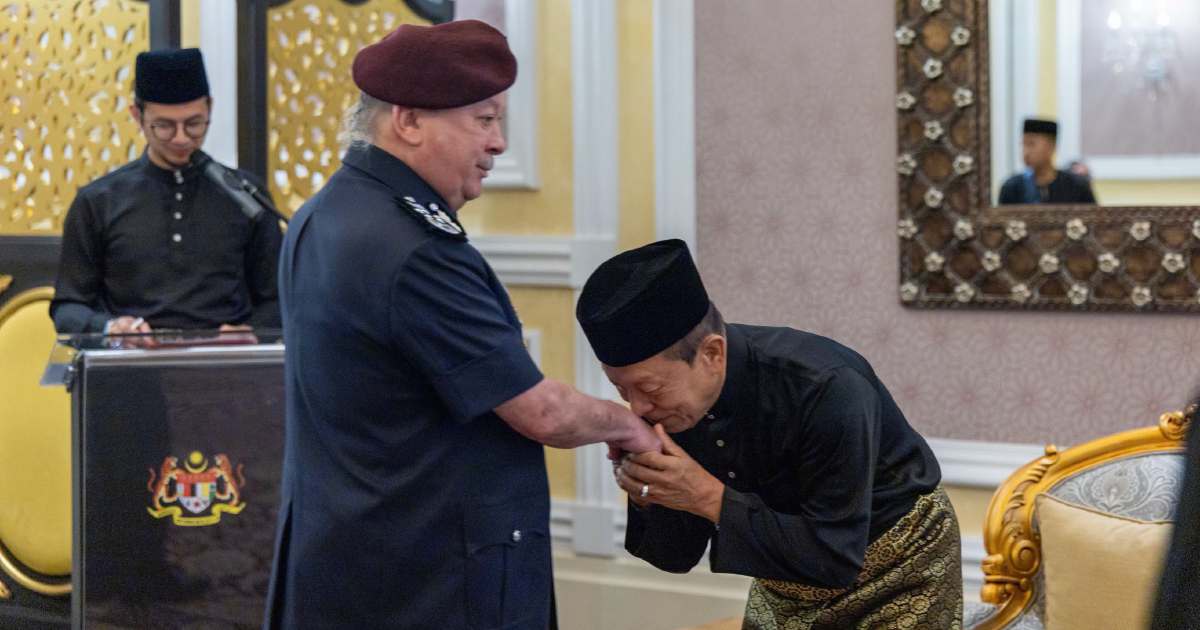King Receives MACC Chief Commissioner at Palace Audience
