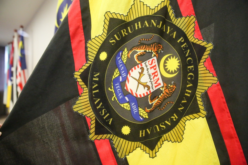 Ex-Estate Manager Detained in RM8 Million Rubber Sapling Scandal Connected to Tabung Haji Inquiry