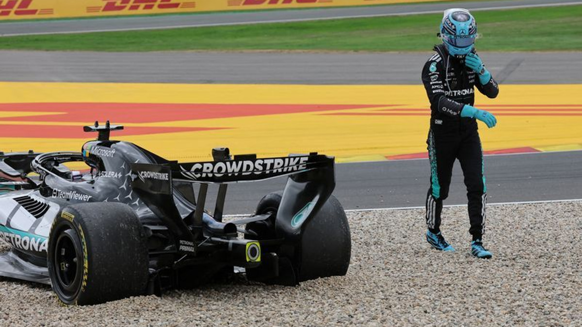 Russell left frustrated after first-lap Belgian GP exit derails title bid