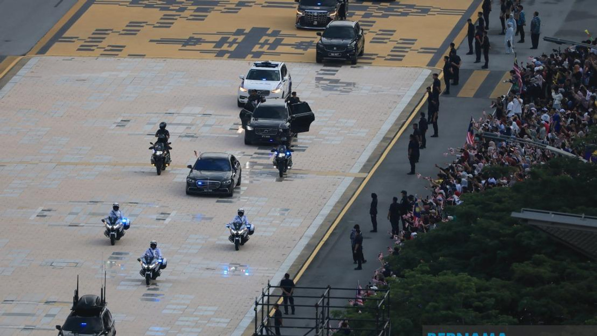 PM Anwar Leads Malaysia's 69th National Day Celebration at Putrajaya