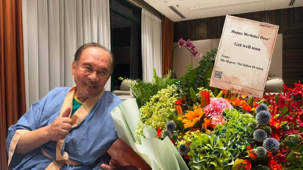 Anwar Extends Gratitude to Rulers for Birthday Wishes and Well-Wishes