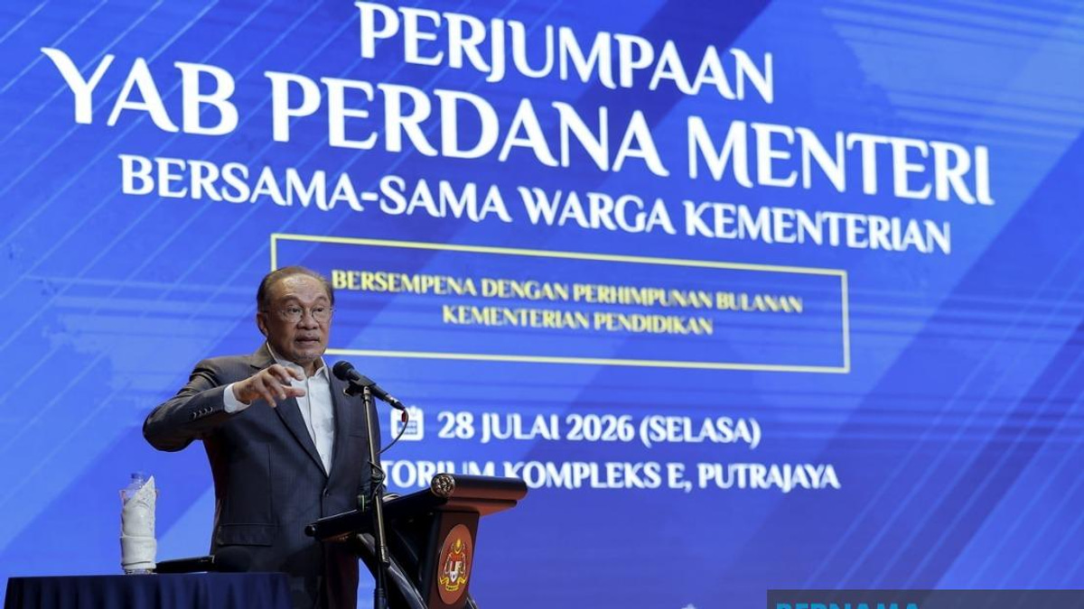 Form Six Management To Stay With Education Ministry, PM Anwar Confirms
