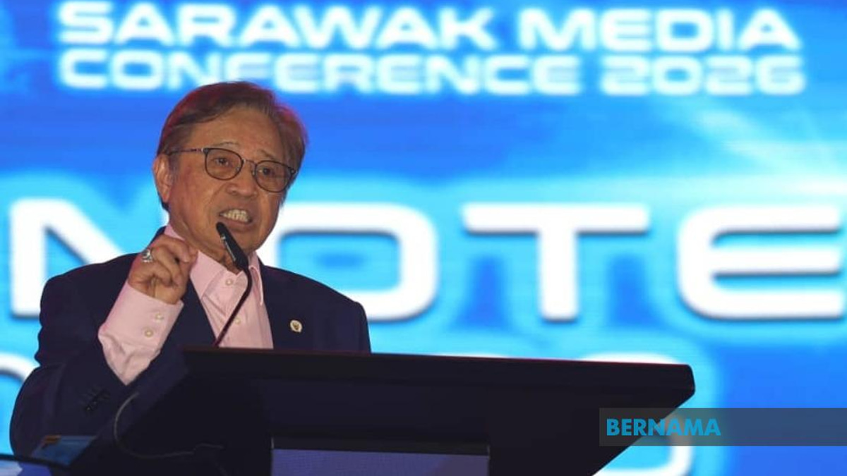 Media Must Balance Press Freedom With Ethical Responsibility in AI Age, Says Abang Johari