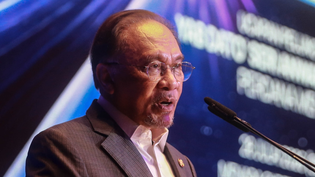 Anwar Calls for Strong Negeri Sembilan Turnout Ahead of State Election