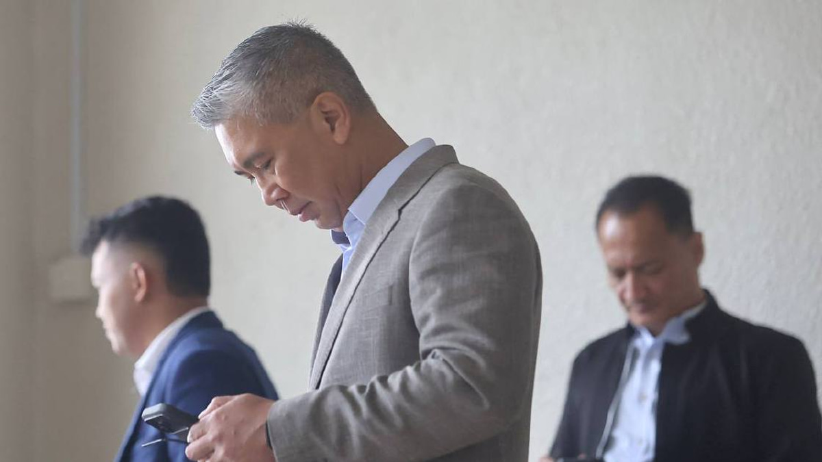 Tengku Zafrul says Muhyiddin's minutes were operational commands, not project approval orders