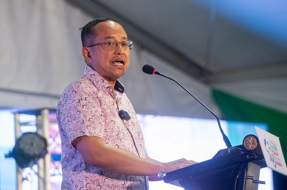 Samsuri Disputes Muhyiddin's Account of PAS-BN Coalition Discussions