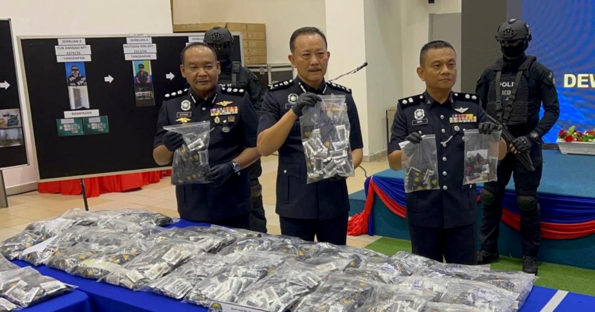 Seven-member vape syndicate processing drug-laced cartridges dismantled in Johor raids