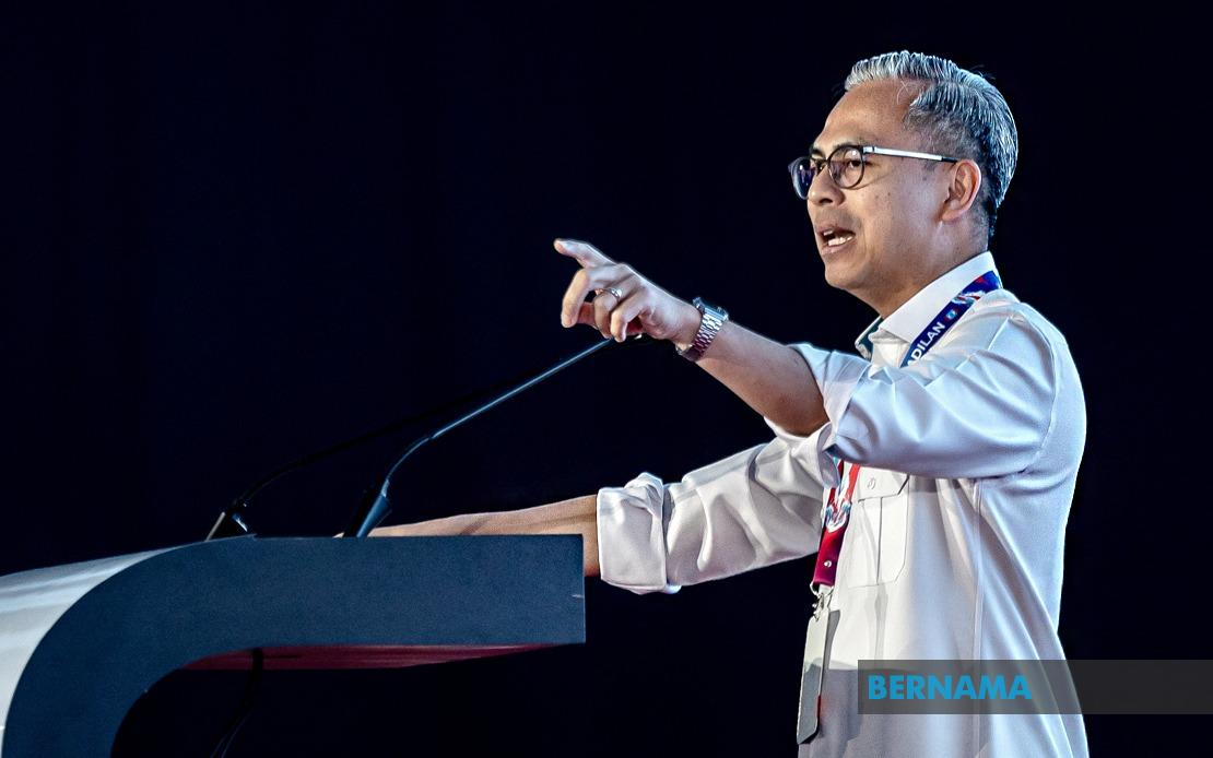 Malaysians Growing More Conscious of Flag Protocol, Says Fahmi