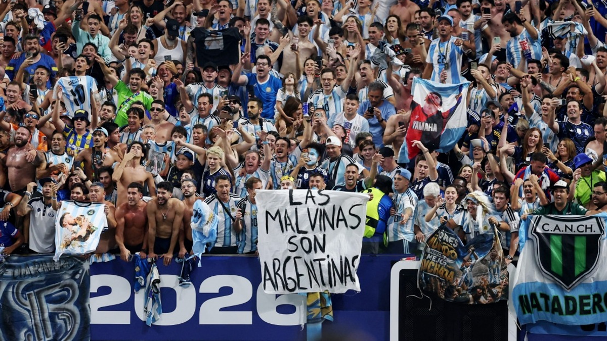 FIFA Launches Disciplinary Inquiry into Argentina's Falklands Banner and World Cup Conduct