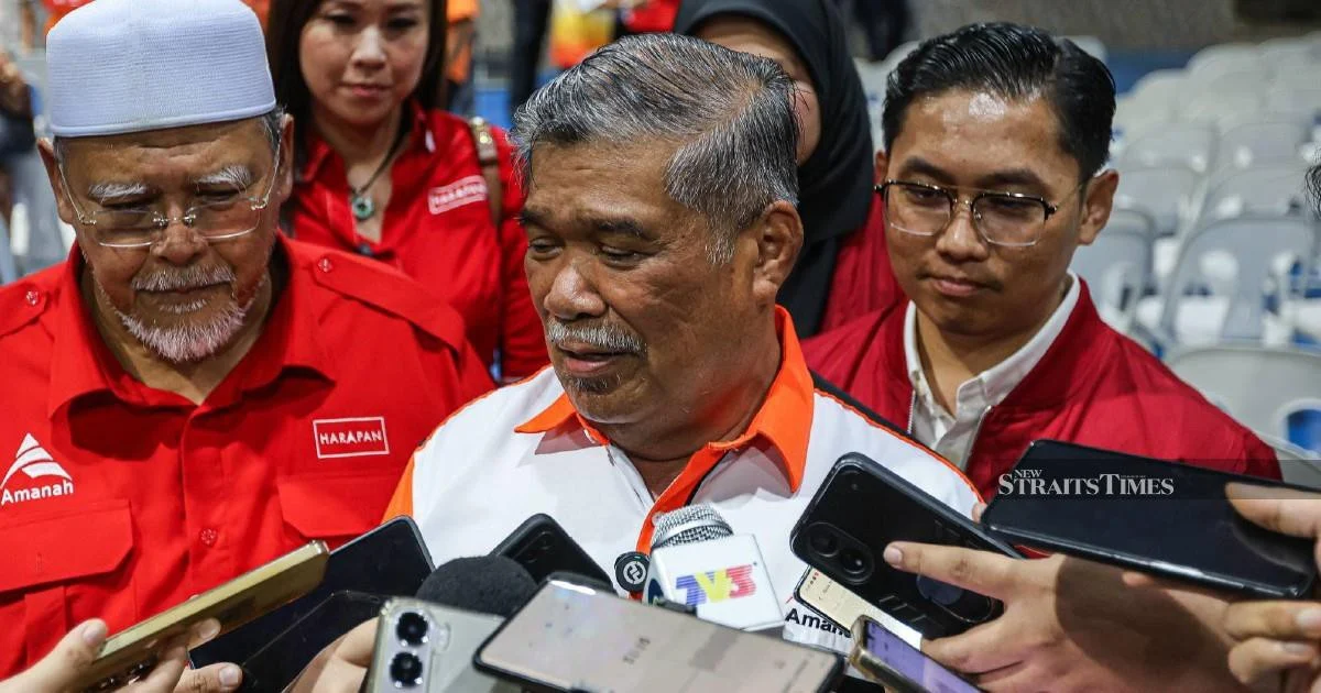 Amanah's Mohamad Sabu Challenges Pas Credibility, Warns Voters Against Following Party Directives