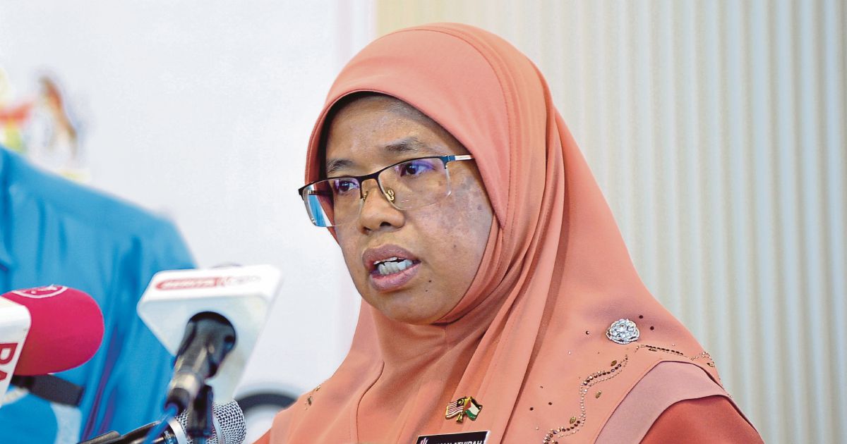 Amanah Challenges PAS to Back Allegations Against DAP and PH Through Legal Action