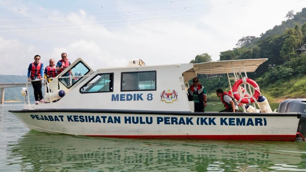 MOH Deploys Additional Boat Service to Bolster Healthcare Reach for Hulu Perak Orang Asli