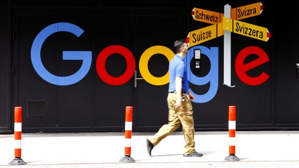 Swiss regulator opens probe into Google's removal of Android search choice feature