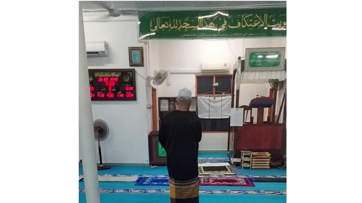 Rural Mosque Thrust Into Spotlight Over Sparse Congregation, But MP Sees Silver Lining